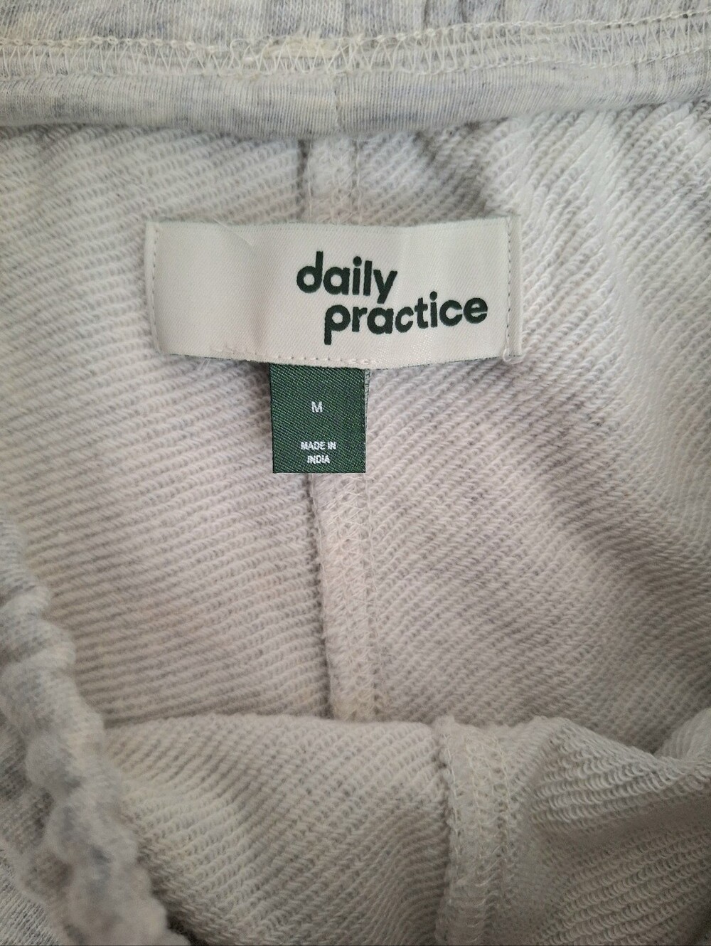 Daily Practice Lace Guard Light Heather Grey Buttery Soft Sweat Shorts Medium - Picture 7 of 13